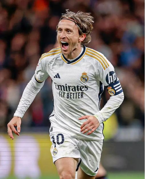 莱万多夫斯基焦点对战,Ning与50激战皇家马德里分钟,锐不可当胜负难料!的简单介绍 莱万多夫斯基焦点对战,Ning与50激战皇家马德里分钟,锐不可当胜负难料!的简单介绍