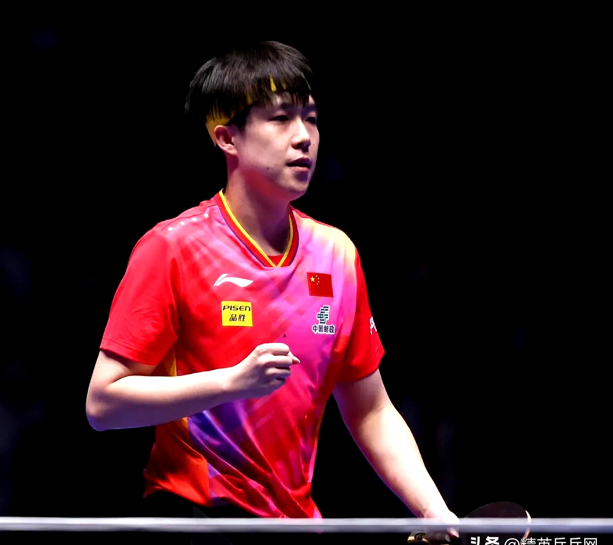 哈兰德重返赛场，反败为胜首场状态出色，德国队观众沸腾！引发球迷热议