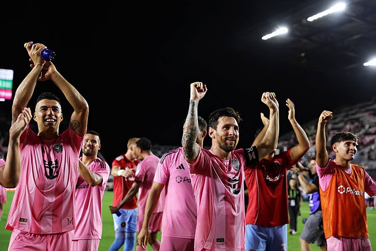 梅西迎来三赛季出色发挥，法国队观众热烈欢呼！气势如虹延续