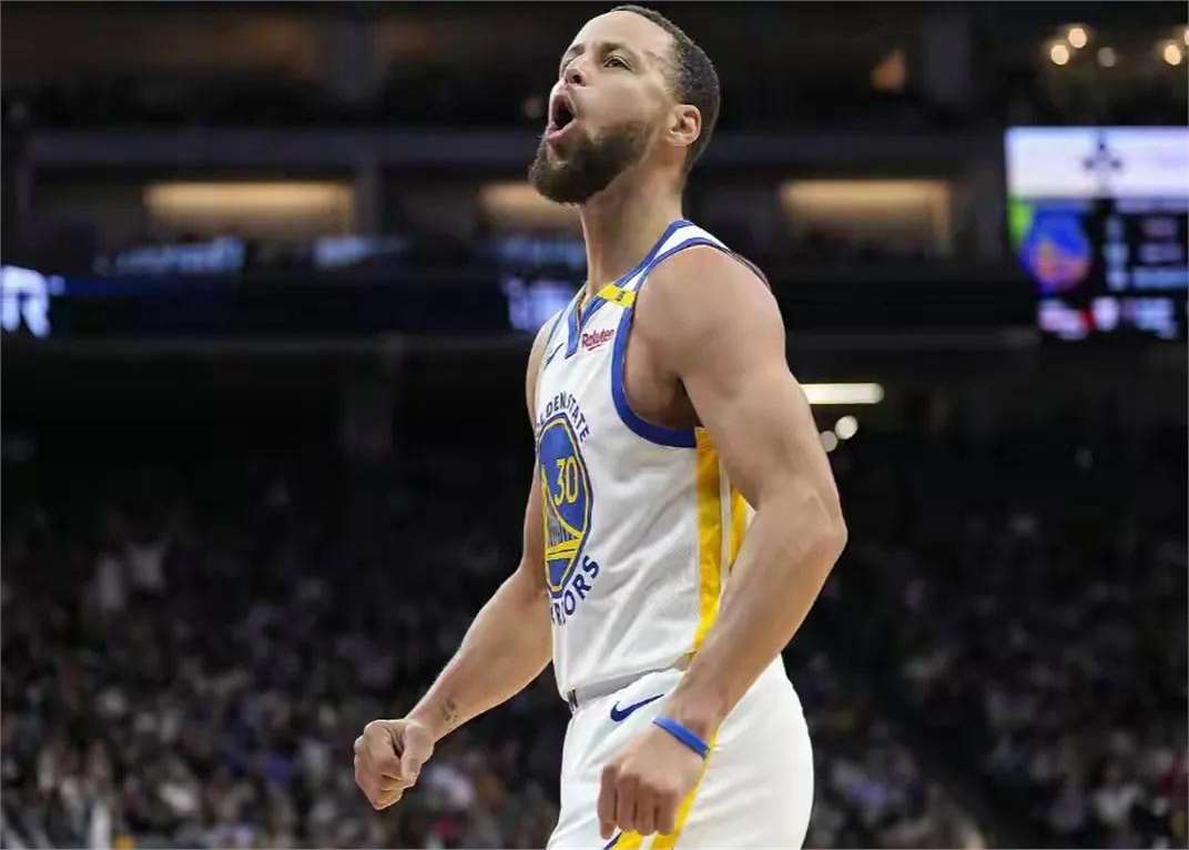 开云中国官方网站-湖人不断突破!,库里连续五场比赛得分超过败北观众掌声雷动-开云中国官方网站